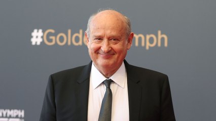 GALA VIDEO - Michel Jonasz papi “gâteux” de Louis et Deva : “Je regrette de ne pas les voir plus souvent”