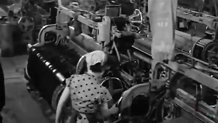 "Текстильный городок". С этой песни в 1960-ых годах началась популярность Михаила Танича.