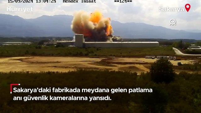 Sakarya'da fabrikadaki patlama anı güvenlik kamerasına yansıdı