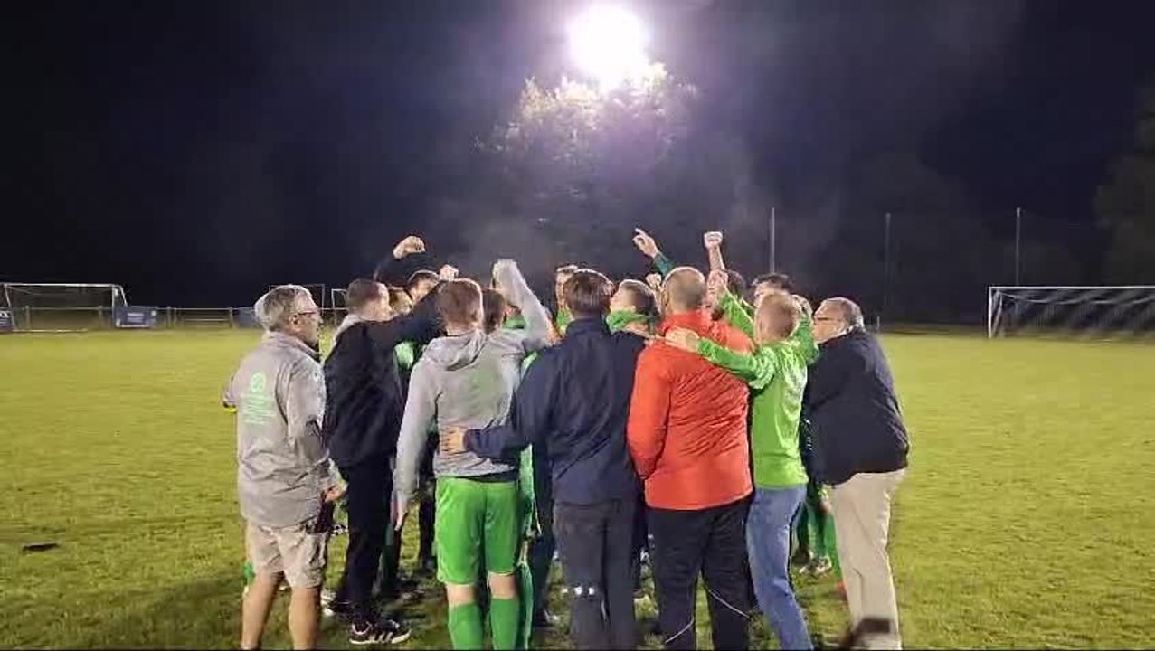 Condrusien en fête après sa victoire face à Rochefort