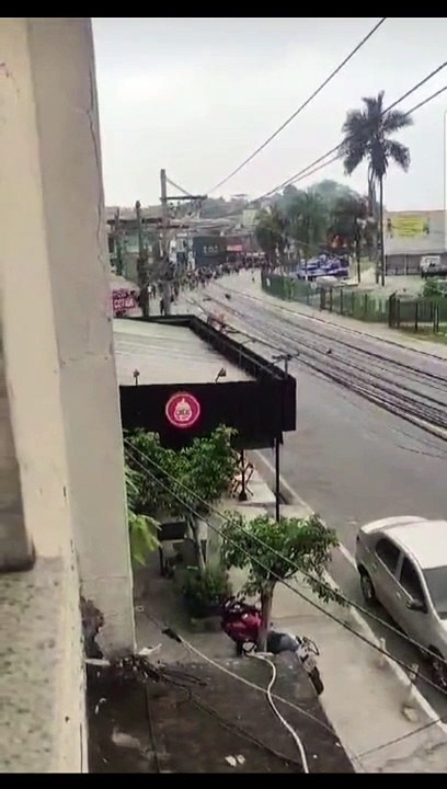 Correria em briga de torcedores de Vasco e Flamengo em Caxias; 31 são presos