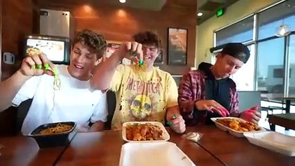 Ninja kids.Wearing Long Acrylic Nails For 24 Hours! *bad idea*.789