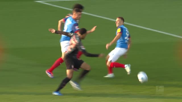 Kane breaks Bundesliga record in big Bayern win