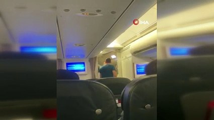 Uçakta psikopat yolcu paniği: Hakaret ve küfür yağdırdı