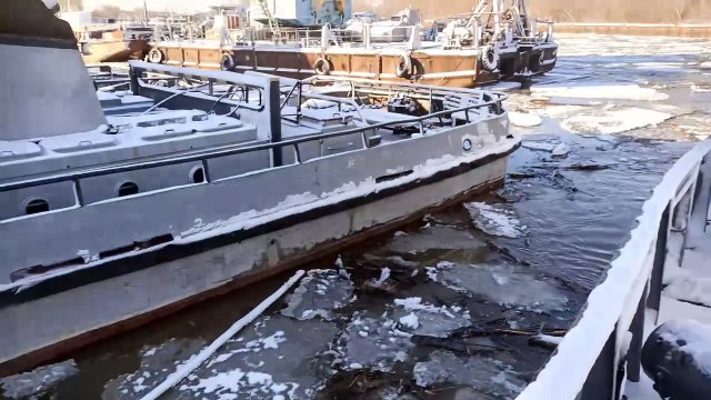 Отчалили от пристани [РТ-452] - Навигация 2024 (12 апреля)