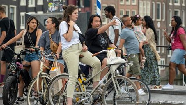 Amsterdam tests new ideas to combat overtourism
