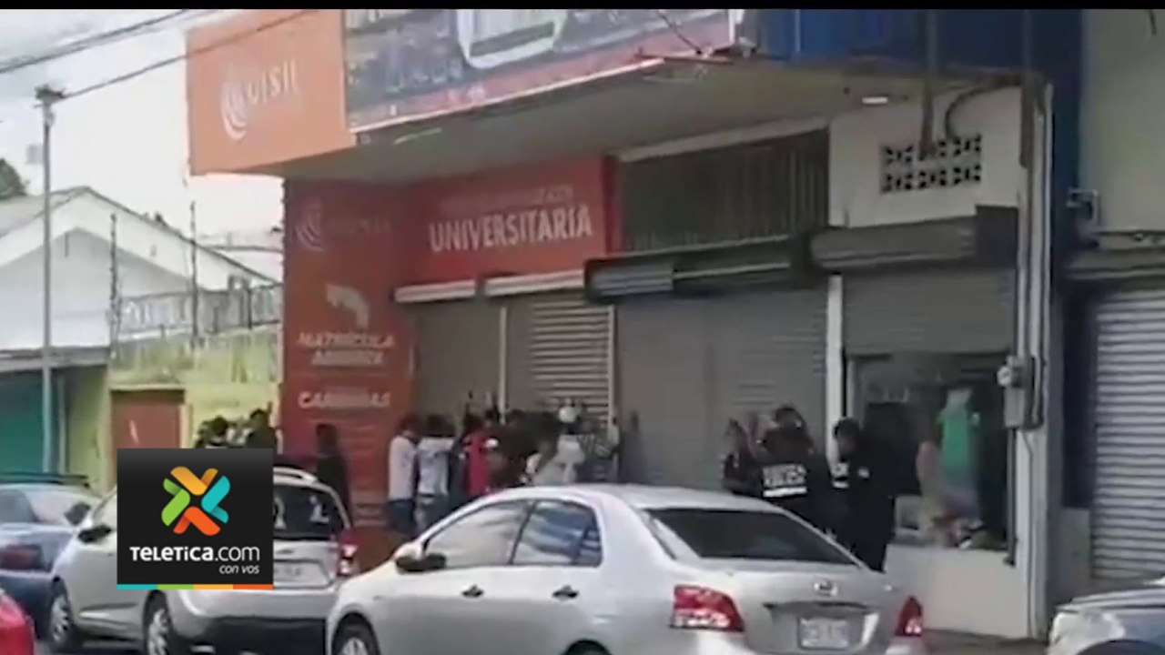 tn7-“Lucha-campal”-entre-menores-de-edad-obligó-a-suspender-desfiles-patrios-en-Liberia-150924