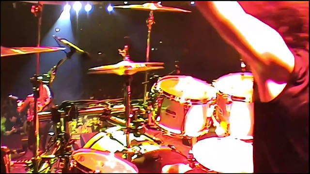 Judas Priest - The Hellion / Electric Eye (Reunited) [4K Remastered AI Upscaled]