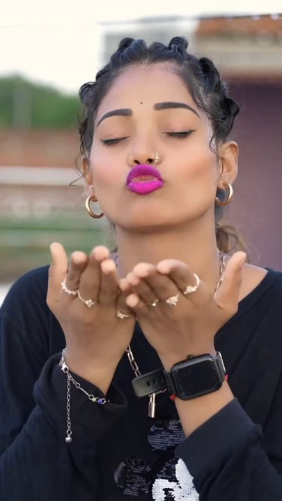 2-4 kiss  milega,#status #funny #fyp #comedy #memes #comedyvideo #shorts #short #shortvideo #new