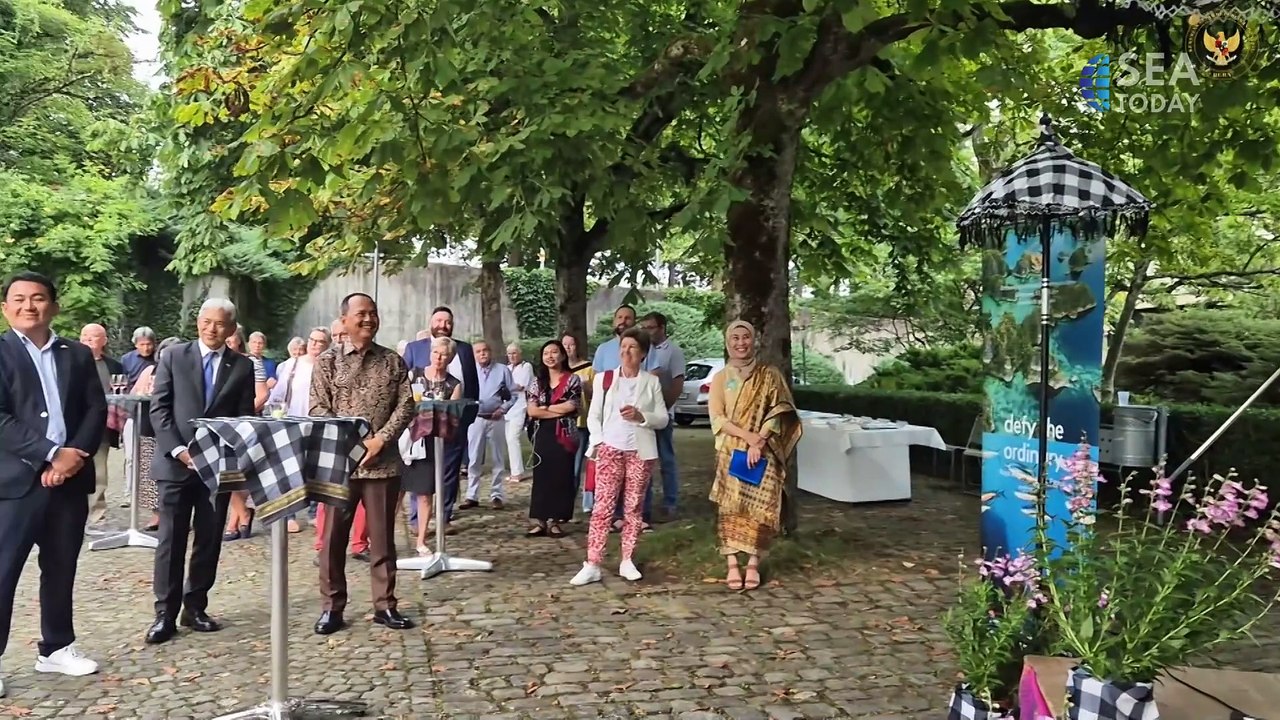 Indonesian Textile Exhibition in Bern Showcases Batik, Songket