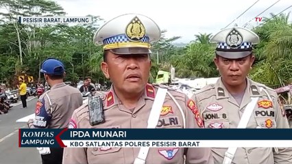 Truk Fuso Timpa Minibus Hingga Ringsek, 2 Orang Meninggal!