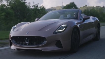 2024 Maserati GranCabrio in Rose Driving Video at Lago Maggiore