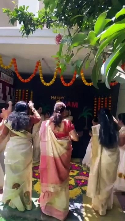 Adorable Moments: Teachers Celebrating Happy Onam at Balvatika Mahalaxmi Layout Bangalore