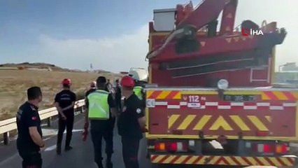 İşçi servisi, kamyonla çarpıştı: Ölü ve yaralılar var