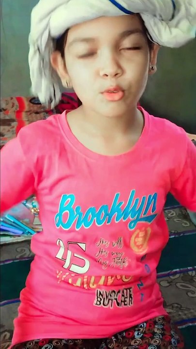 कमीने चल मेरा गेहूं कटा | Sonu Rajbhar #grapescomedy #bhojpurireels #reelvideo #shortvideo #dancevideo #dance #viralsong #videosong #bhojpurireels #viral #bhojpuriactress #shortvideo https://youtu.be/EBlHizTLyDM?si=9Mp-z2BpmxyKFJYH  #video #bhojpuri #song