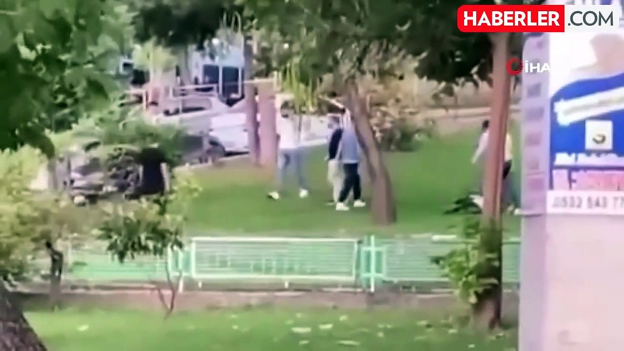 Bursa'da Meydan Muharebesi Gibi Kavga: Sandalyeler Havada Uçuştu