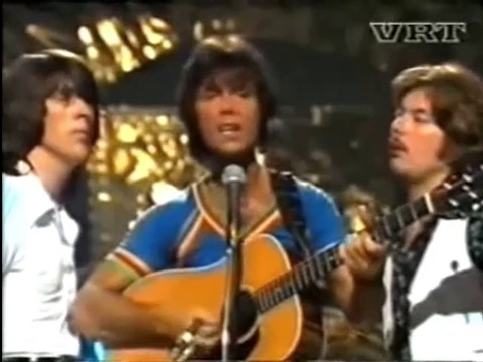 NO ONE WAITS by Cliff Richard - live TV performance 1977 + lyrics