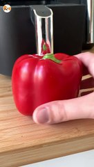 Insalata di peperoni arrostiti in friggitrice ad aria