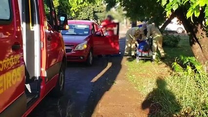 Acidente com vítimas mobiliza Siate no bairro Paulo Godoy