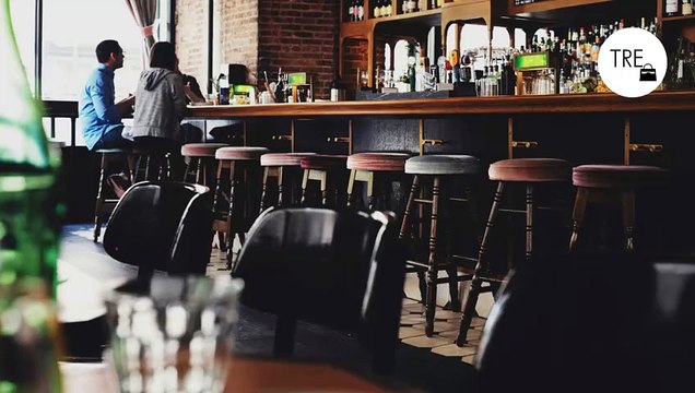 Un bar es el peor lugar para conocer a una pareja: aquí es donde deberías ir en su lugar según los expertos