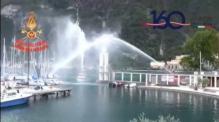 Il varo della motonave Sperone dei Vigili del fuoco di Riva del Garda