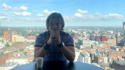 Coffee Catch-up: Bagels, Murals and Prosecco