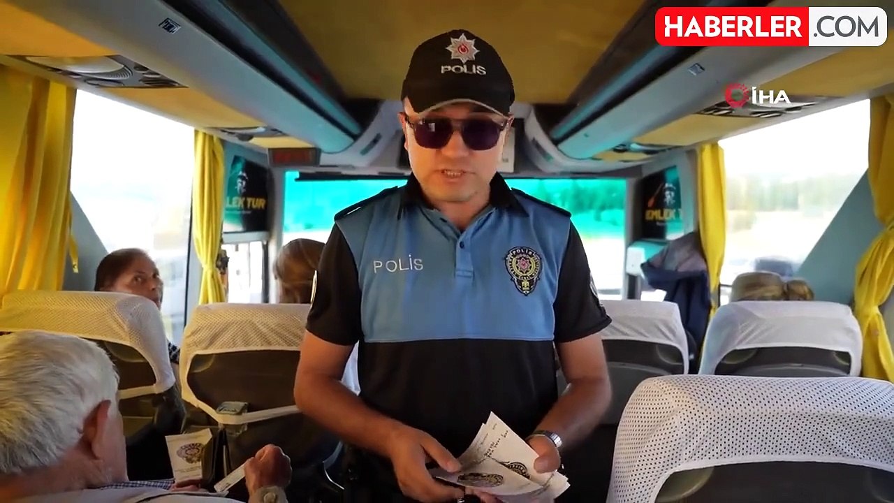 Polis Ekipleri Kırıkkale'de KADES ve Siber Suçlar Konusunda Bilgilendirme Yaptı