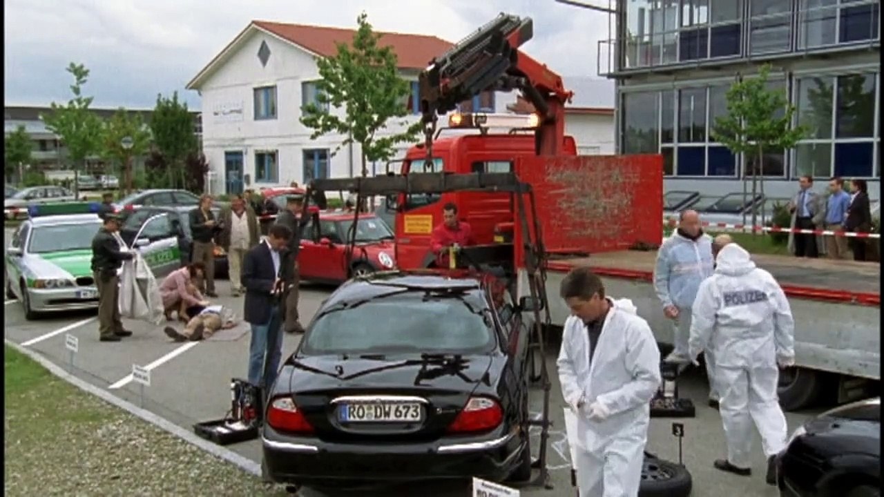 Die Rosenheim-Cops (79) Staffel 6 Folge 3 - Bei Panne Mord