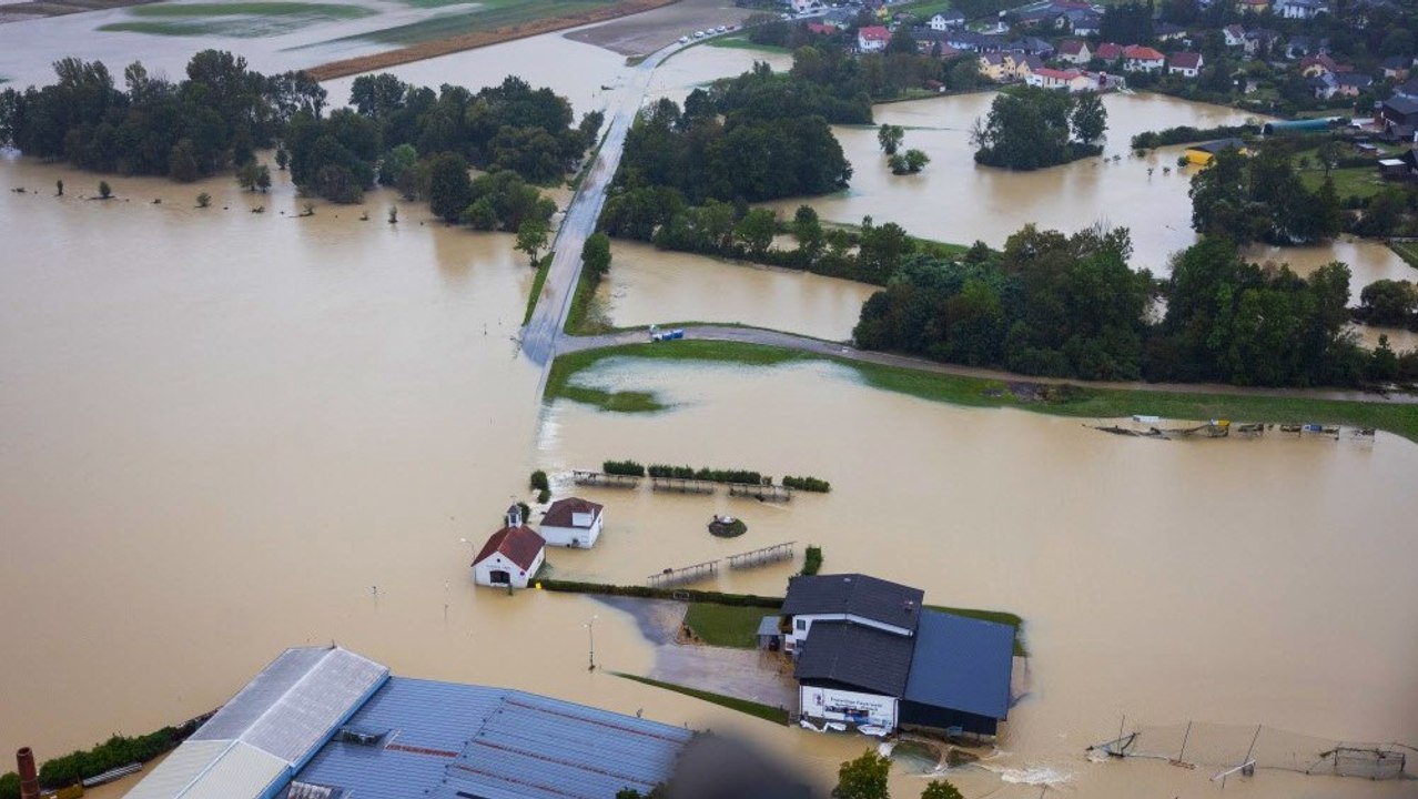 Die Hochwasser-Katastrophe von oben