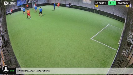 Faute de Mjc F - MJC FLEURS
