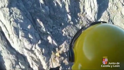 Así ha sido el rescate de un montanero de 73 en Peña Ubiña