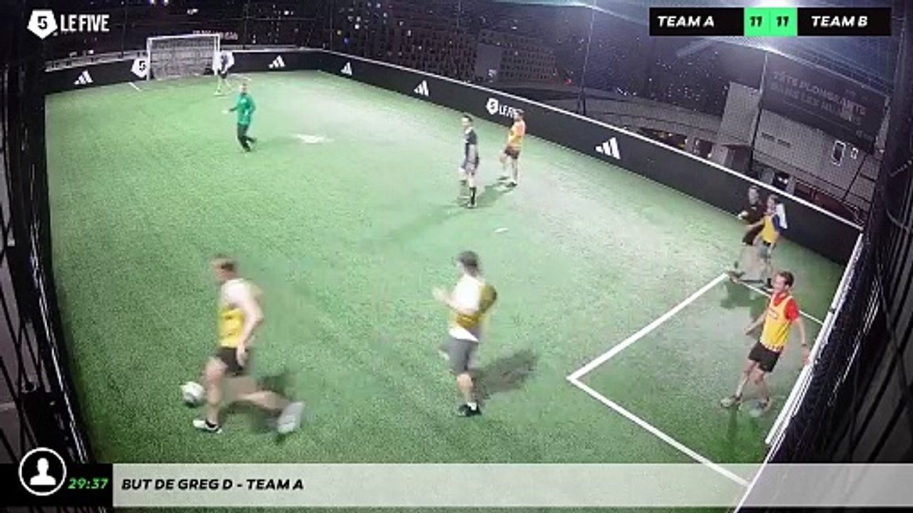 But de Greg D - Team A