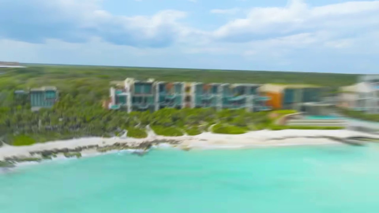 $1 vs $250,000 Vacation!