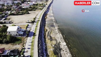 Van Gölü'nde Su Seviyesi Düşmeye Devam Ediyor