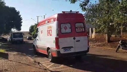 Criança de cinco anos fica desacordada após sofrer queda no interior de escola