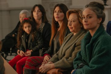 Verano en Diciembre - Trailer Oficial 1