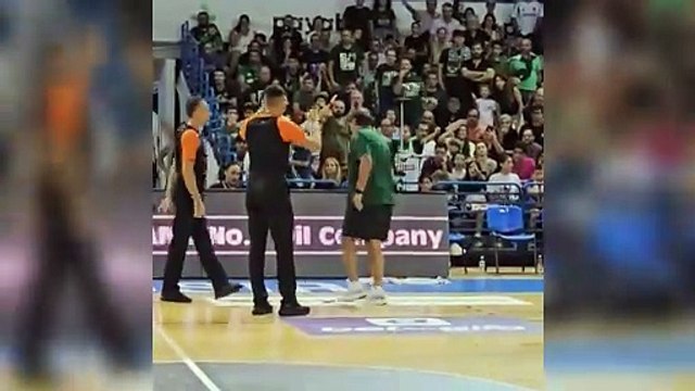 Panathinaikos - Maccabi Tel Aviv maçında skandal pankart! Ergin Ataman çılgına döndü...
