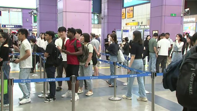 그리운 고향 뒤로하고 연휴 나흘째 귀경 행렬 시작 / YTN