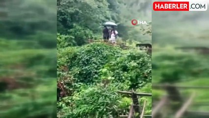 Artvin'de Şiddetli Sağanak, Yollar Çöktü ve Heyelanlar Meydana Geldi