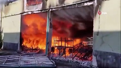 Adana'da Keresteciler Sitesi'nde yangın çıktı