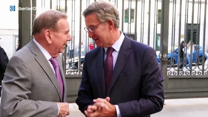 Feijóo recibe a Edmundo González en el Congreso