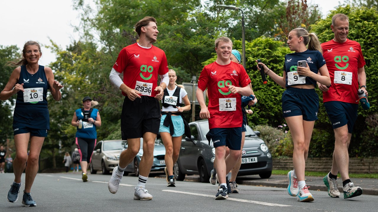 Runner with Down's Syndrome says "80s music" helped him run over 100km in six days