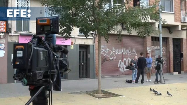 Los Mossos buscan a un hombre acusado de amputar la mano de su pareja en Santa Coloma