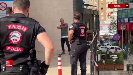 Bursa'da hareketli dakikalar: Kolonya içti, bıçakla kendi kesti