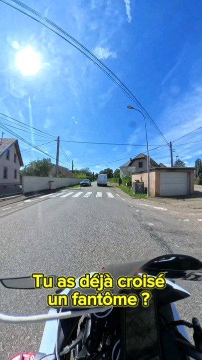 Là on était pas loin du drame, l’essentiel, quand on fait une erreur c'est de s’excuser. #prevention #risque #alsace #moto #motard