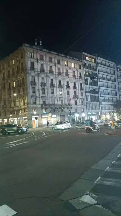 Near Piazza Cinque Giornate 20129 Milano MI