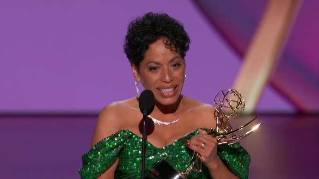 Liza Colón-Zayas gana el Emmy a Mejor Actriz de Reparto: Voten por sus derechos