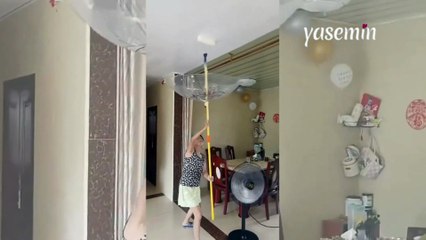 Pratik zekasıyla herkesi kendine hayran bıraktı! Evin tavanını boyamak için...