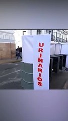 Los cuestionados urinarios que instaló la alcaldía de Sucre