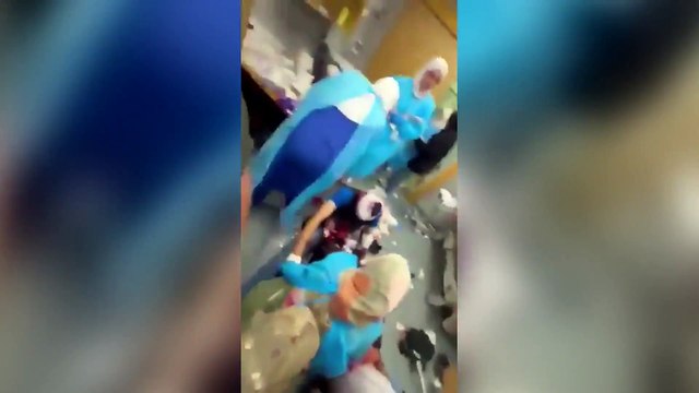 Esplodono i cercapersone di Hezbollah in Libano, centinaia i feriti: caos negli ospedali